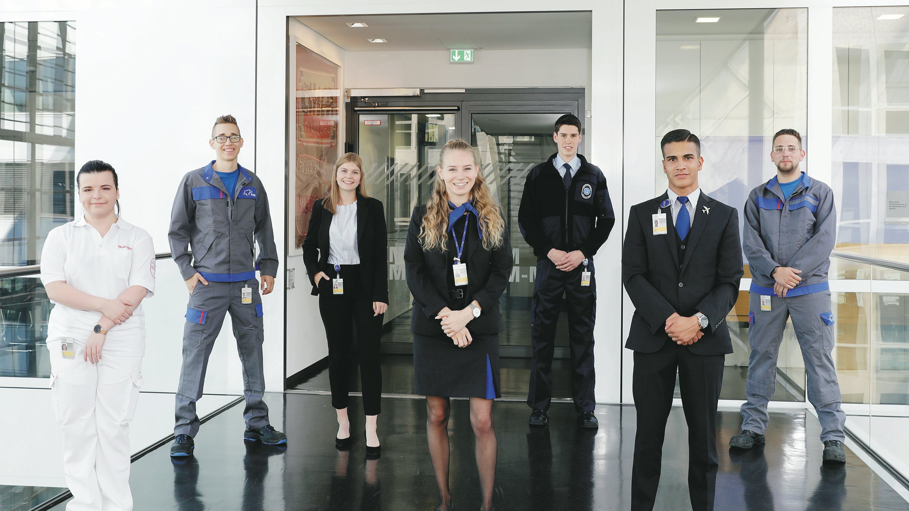 Berufsstart am Flughafen Frankfurt: 89 junge Menschen beginnen ihre Ausbildung bei Fraport